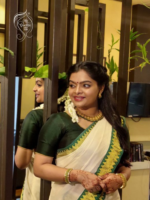 beauty parlour in Kochi